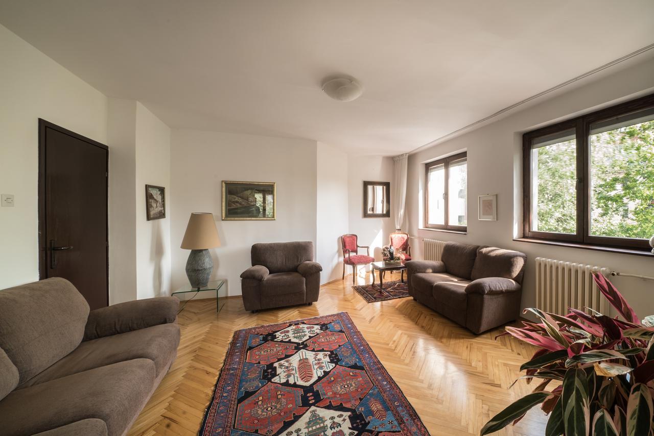 Sensitive Apartment Belgrado Exterior foto