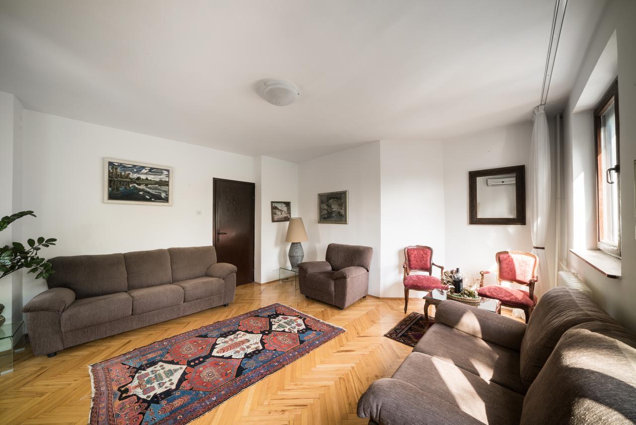 Sensitive Apartment Belgrado Exterior foto